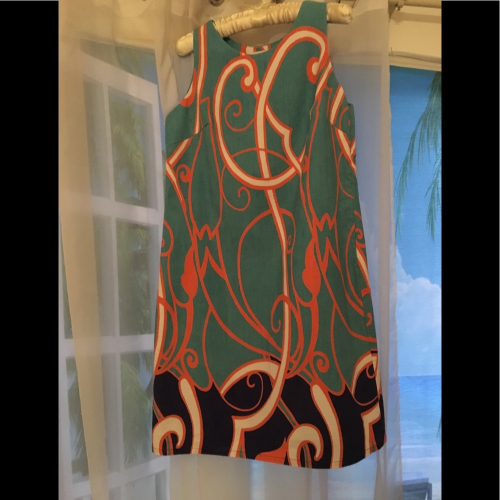 Sleeveless dress